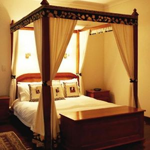 Queen Suite